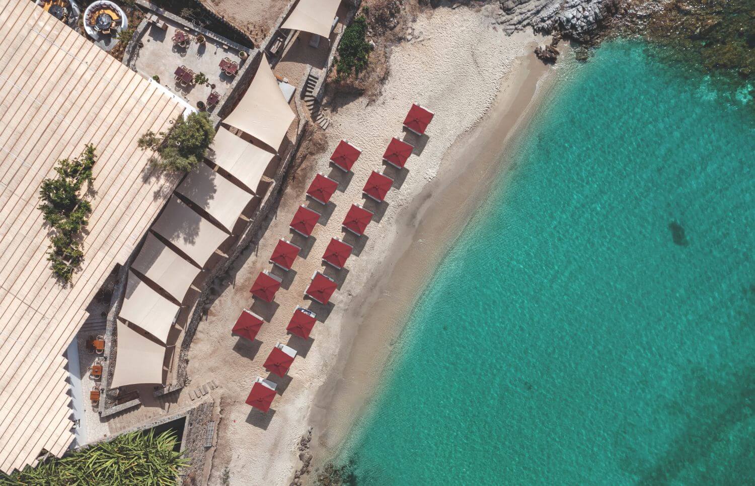 Checking In: Bill & Coo, Mykonos